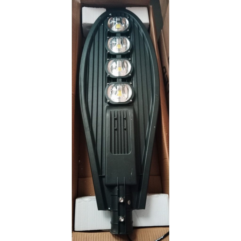 Đèn đường lá 50w, 100w, 150w, 200w bảo hành 2 năm, chip COB siêu sáng