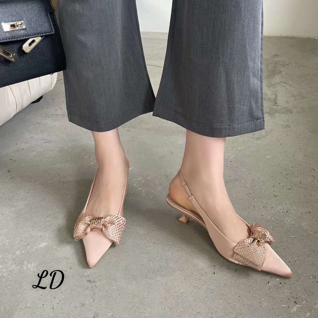 Sandal MIUMIU NƠ ĐÁ GÓT NHÚ