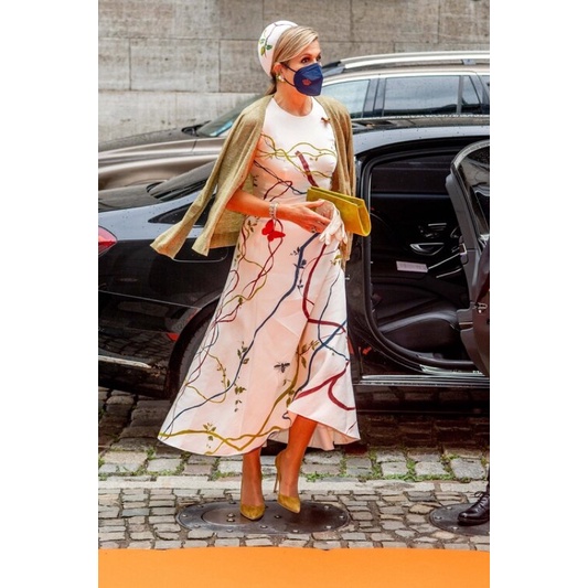 Đầm Talbots in hoạ tiết dây leo sang trọng