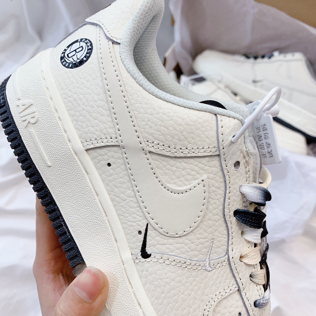 Giày thể thao  AF1 âm dương, Giày_Nike air force  1 Brooklyn Sail Black Phản Quang chữ B ảnh thật