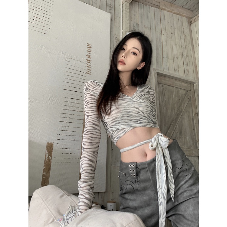 QKOOLE  Áo Sơ Mi Tay Dài Chống Nắng Dáng Rộng Màu Sắc Đơn Giản Dễ Phối Đồ