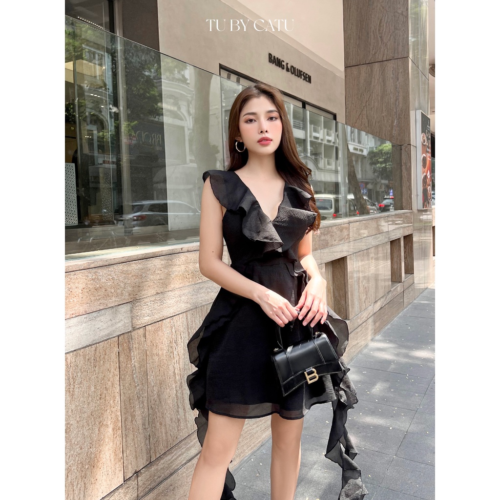 TUBYCATU | Đầm Camilia Ruffle Dress - Back