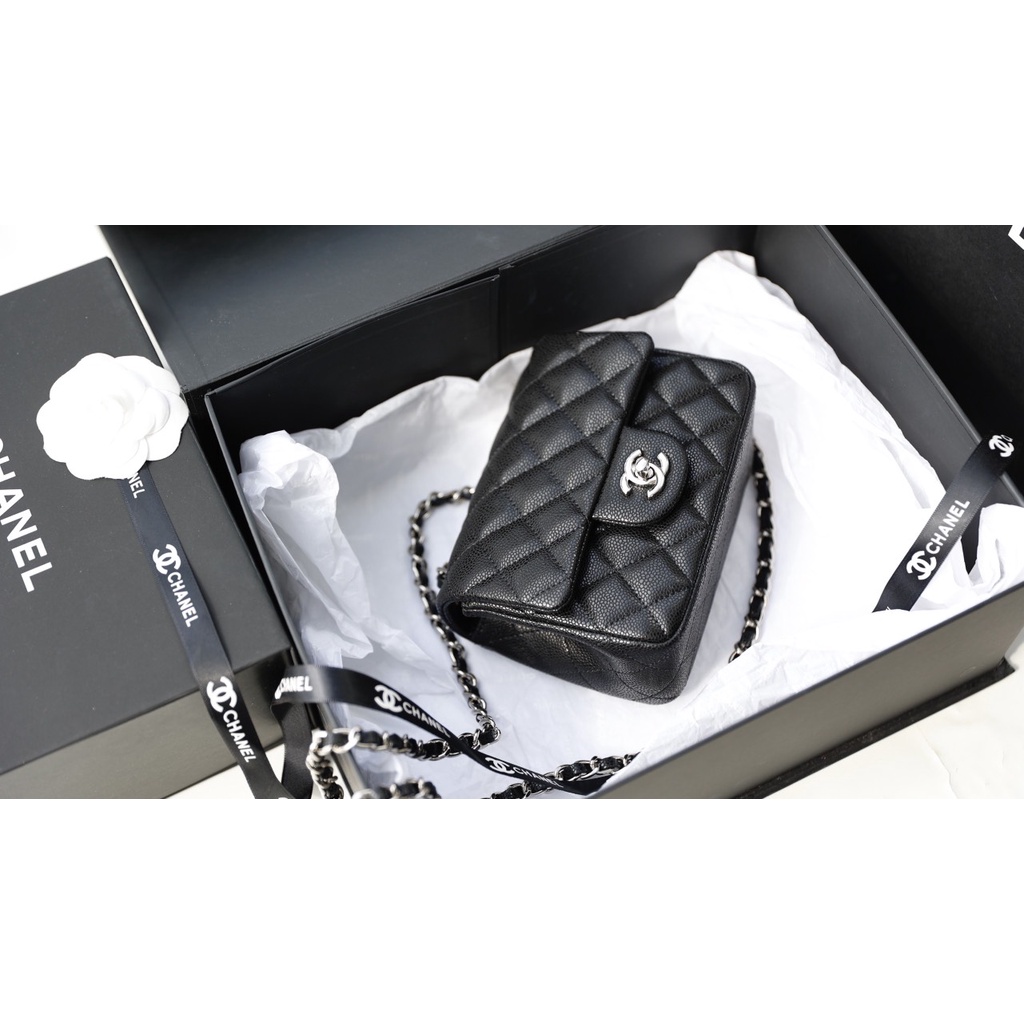 Túi xách đeo vai đeo chéo CHA NEO CLASSIC DA SẦN KHÓA BẠC SZ17-25