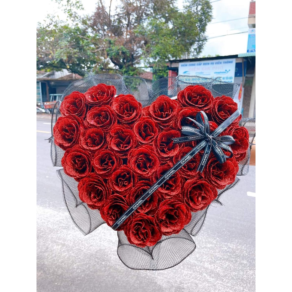 Bó 25 Bông Hoa Hồng Sáp Kim Tuyến - Món Quà Yêu Thương