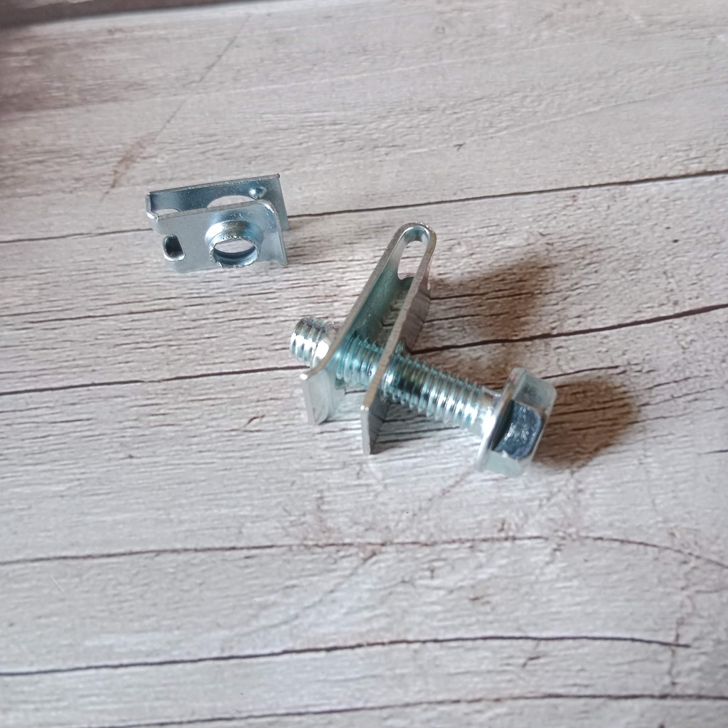 Bát kẹp 6 li bắt ốc dè trước xe số HONDA / pass kẹp 6 li xe máy