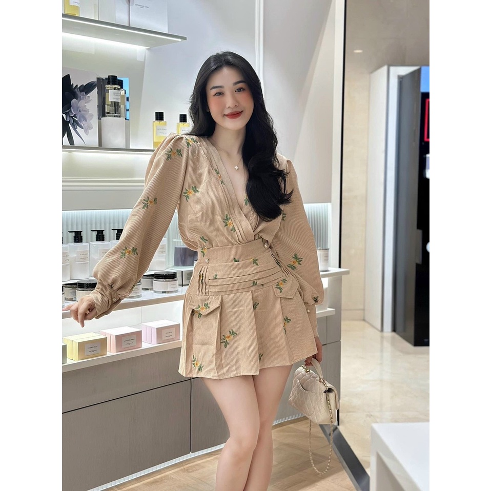 SET ÁO NUDE CỔ V HOẠ TIẾT HOA + CHÂN VÁY