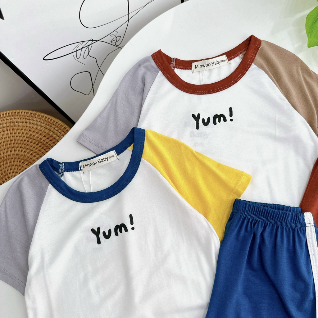 Đồ Bộ Cho Bé Trai, Bé Gái Minky Mom Vải Thun Lạnh Họa Tiết In Chữ YUM, Bộ Cộc Tay Cho Bé Mặc Nhà MKM312