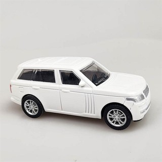 Xe range rover trắng nhựa