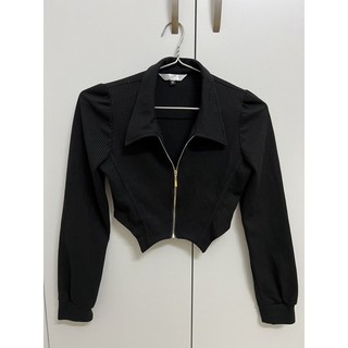 Áo croptop dài tay vân tăm Delys