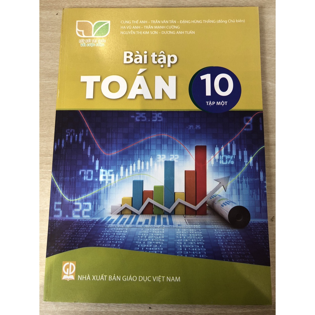 Sách - Bài tập Toán Lớp 10 Tập 1 - Kết nối kèm 5 bút bi mực xanh