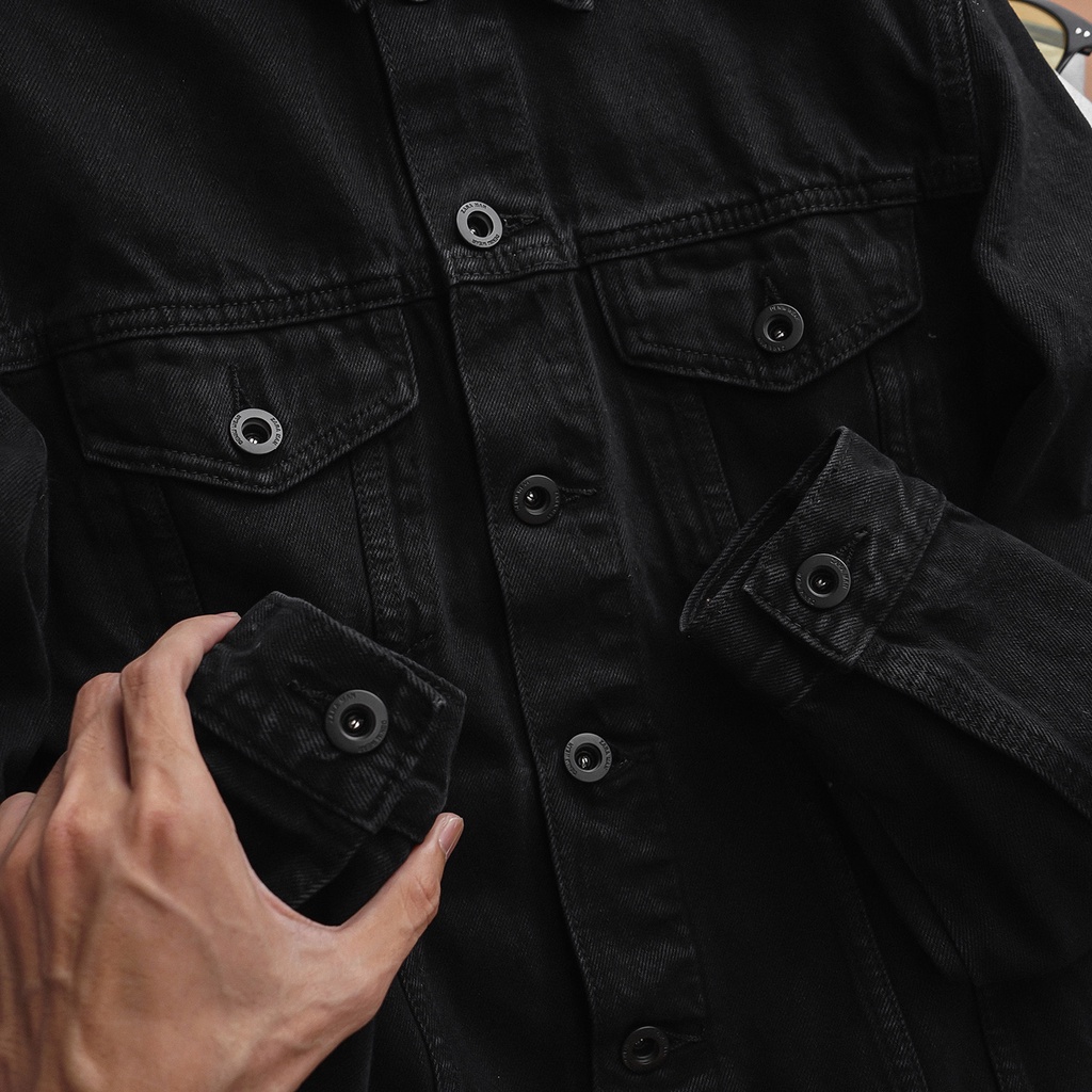 Áo khoác jean nam đen in hình 95, áo bò nam dáng ôm cao cấp co giãn Okman