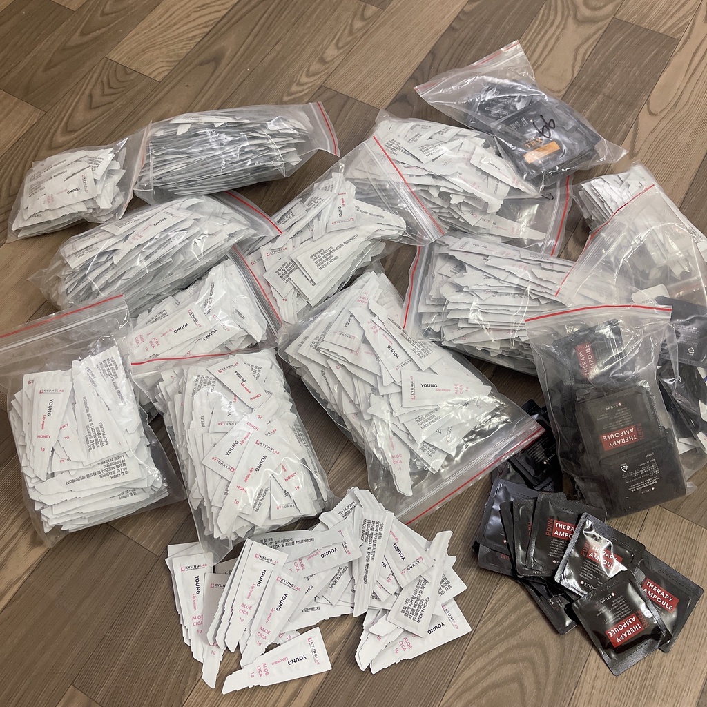 Dưỡng Môi Kyung Lab Sample Mini