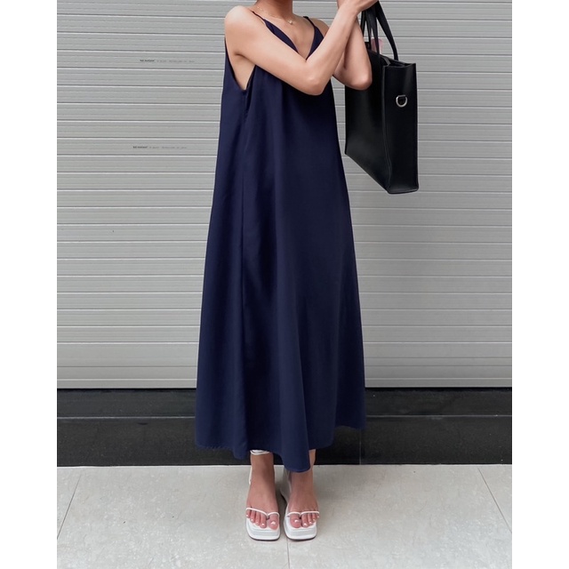 Đầm dây maxi xoè nhẹ