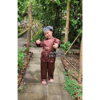 Bộ bà ba cho bé dã ngoại tặng khăn rằn - vải phi bóng - màu nâu