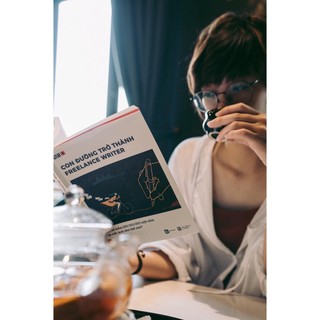 Sách Con đường trở thành Freelance Writer (Tái bản 2021)