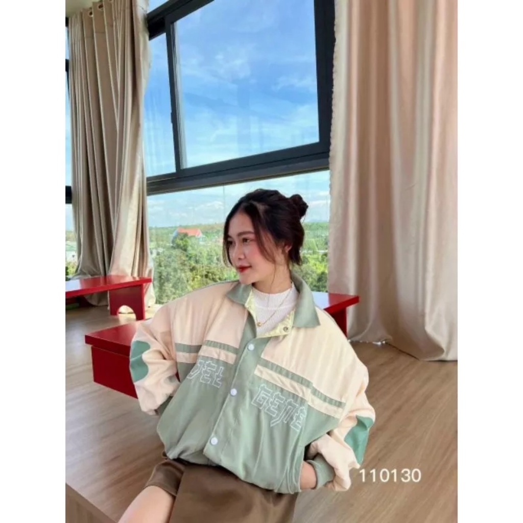 Áo khoác Bomber croptop nữ da lộn thêu chữ phối dù form lửng tay phồng cánh dơi lovishop93