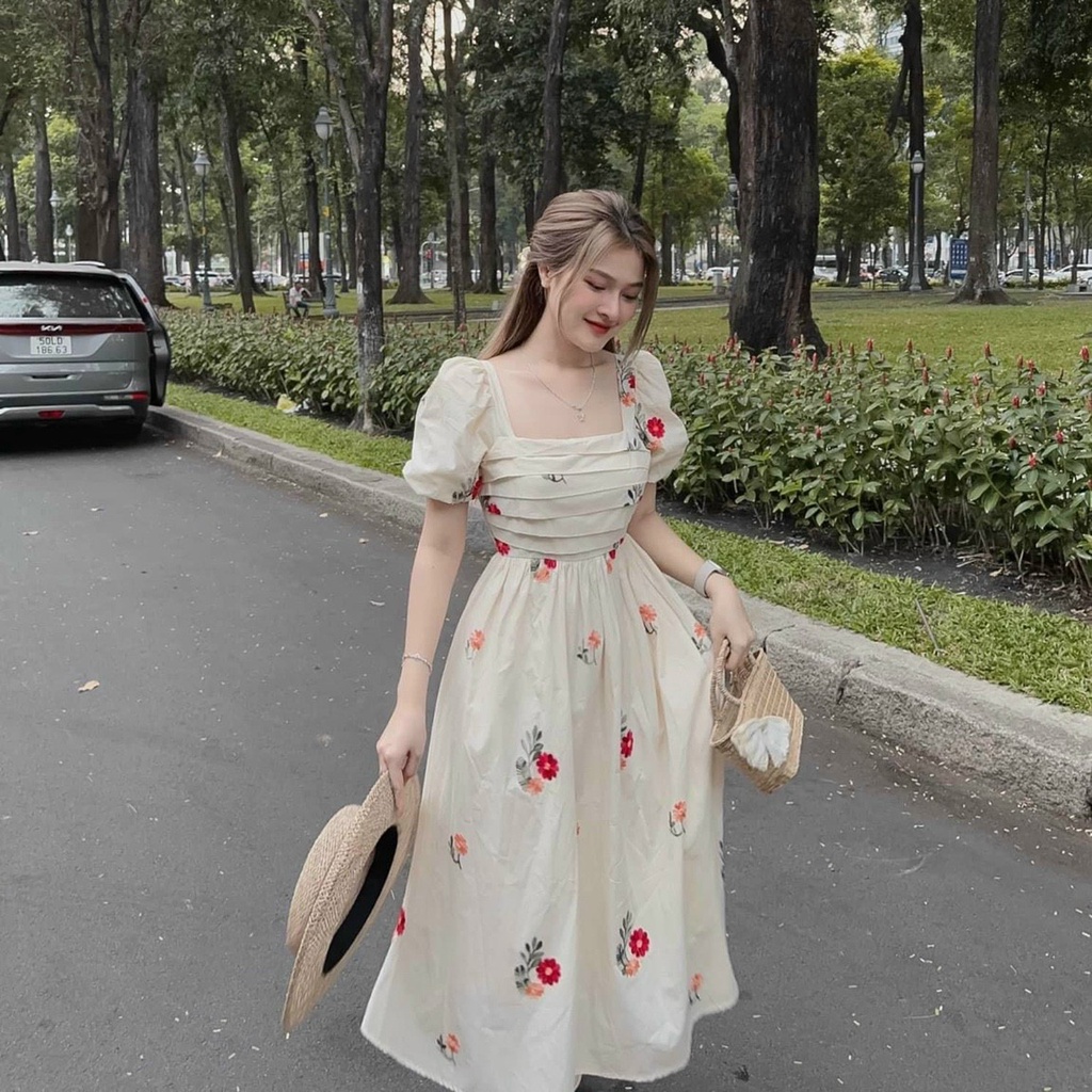 Đầm in hoa dự tiệc chất for cổ vuông tay ngắn nhún ngực bo eo váy xoè maxi