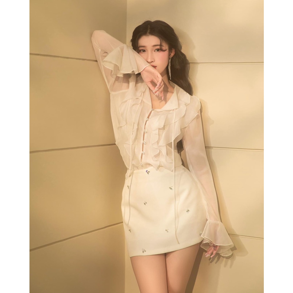 Áo sơ mi voan tơ bigsize tay dài gài nút phối bèo lả lơi ( Thời trang Vicky G - Anitagreen ) HN0323