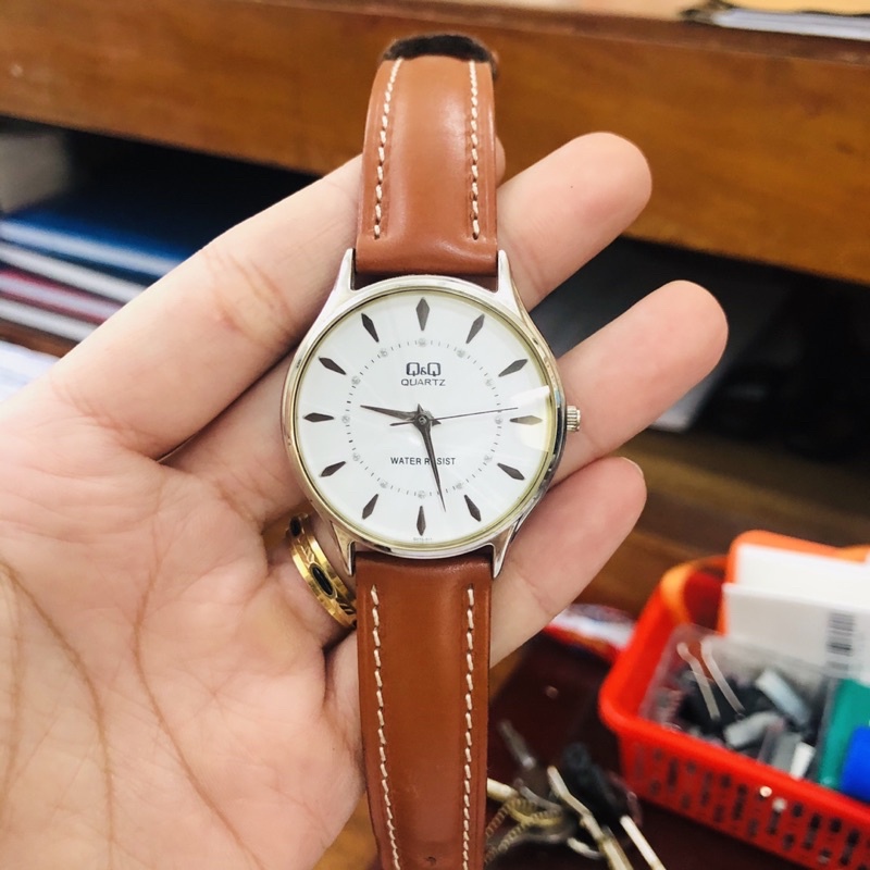 Đồng hồ Nam si nhật hiệu Q&Q Quartz