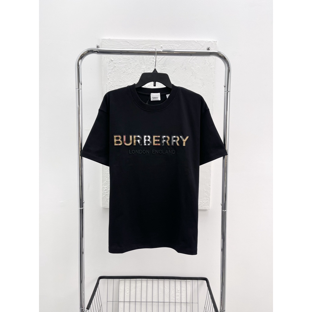 ÁO THUN BUBERRY BROIDERED THÊU LOGO , ÁO THUN BBR LOGO SỌC VÀNG THÊU NAM NỮ UNISEX