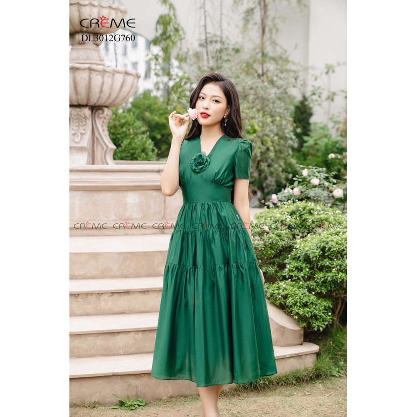 ĐẦM LIỀN CÔNG SỞ CAO CẤP, CỔ V DÁNG XÒE, PHONG CÁCH TIỂU THƯ HÀN QUỐC TRẺ TRUNG,  THIẾT KẾ CREME DL3012 | BigBuy360 - bigbuy360.vn