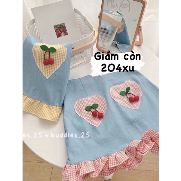 VN138-Váy phối caro cherry