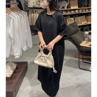 Váy suông chất xốp