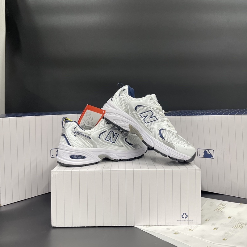Giày MLB Cao Cổ Chunky Đen Trắng Nữ Hàng Trung Cao Cấp