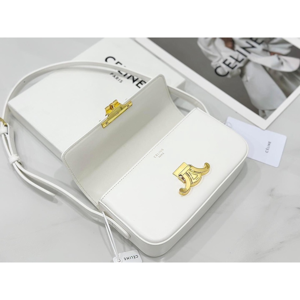 Túi đeo vai,đeo chéo khoá cài bản mới nhất hàng cao cấp full bocx nguyên siu có 2 màu đen trắng phong cách thòi trang