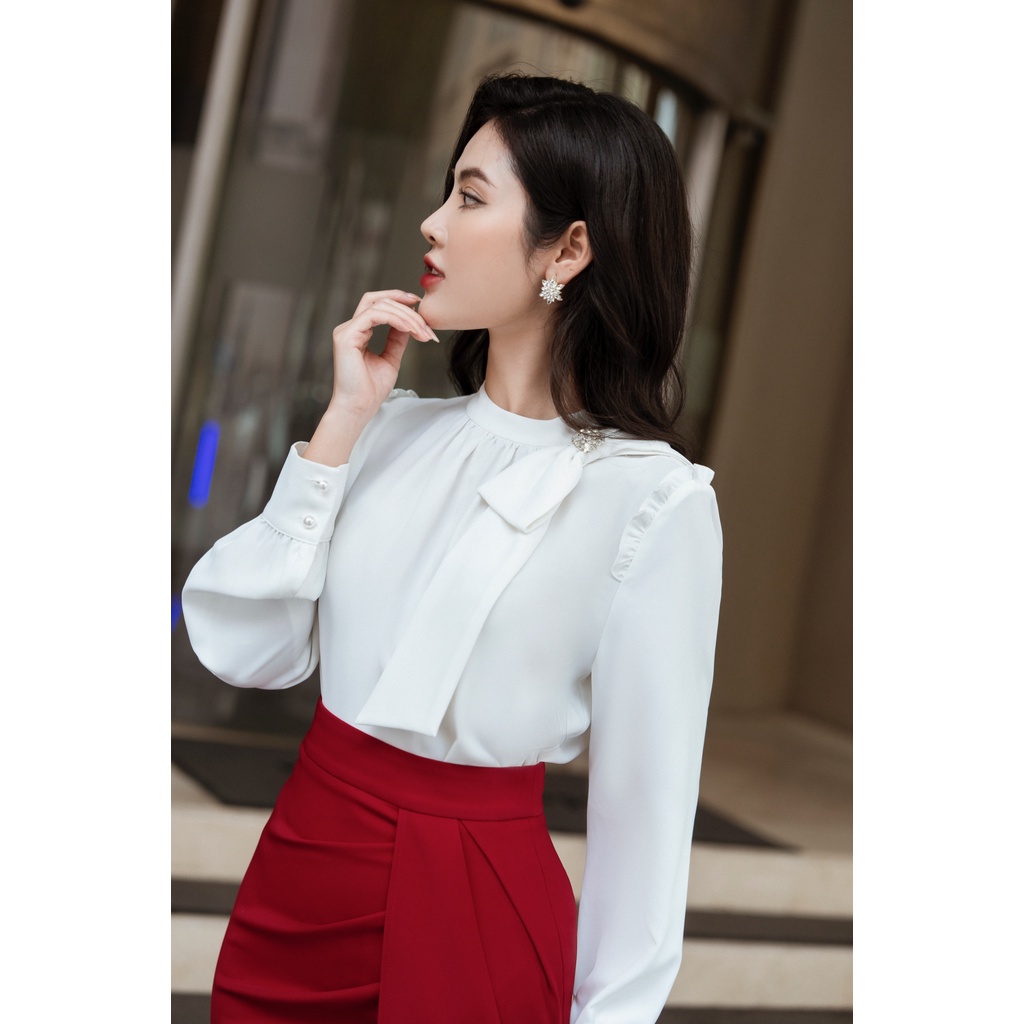 Áo Sơ Mi Ôm Cổ Đứng Nơ Vai Trái Thời Trang Thanh Lịch By LEMIA Design - 22A306