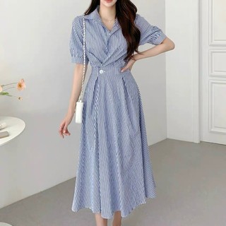 Đầm sọc xanh nút eo tay ngắn