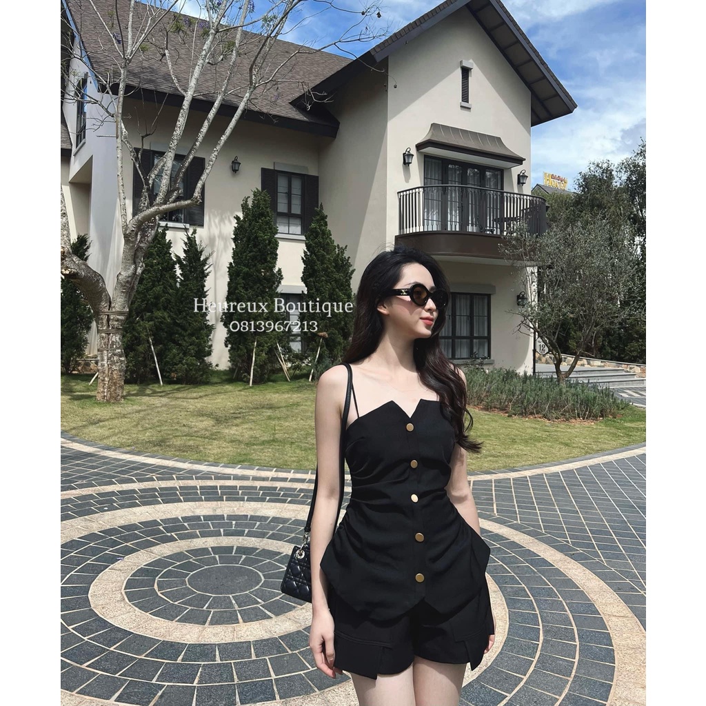 Set áo hai dây kèm quần short cổ xẻ V 3 màu thời trang thiết kế cao cấp sang chảnh đi chơi dạo phố du lịch LEVAN