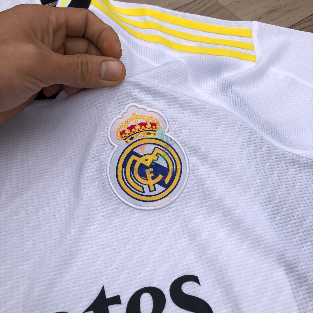 Bộ Quần Áo Bóng Đá Real Madrid 2024 Sân Nhà Màu Trắng Vải Gai Thái Có In Tên Số Theo Yêu Cầu