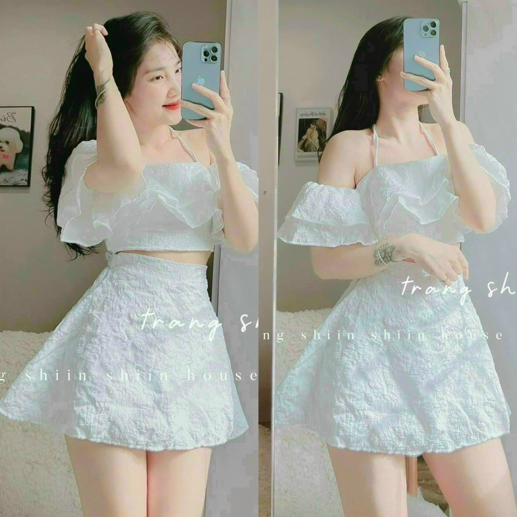 Set đầm váy nữ áo trễ vai xếp tầng mix cổ yếm phối cùng chân váy xòe chữ A với tone màu trắng nhẹ nhàng ,siêu xinh.