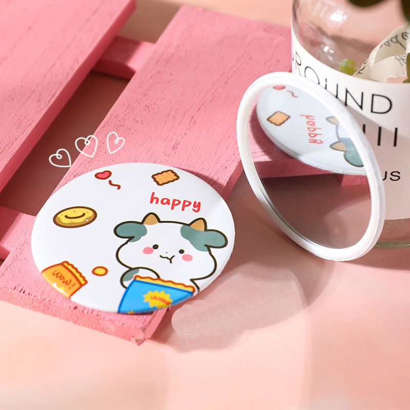 Gương trang điểm hình tròn có đường kính khoảng 7cm