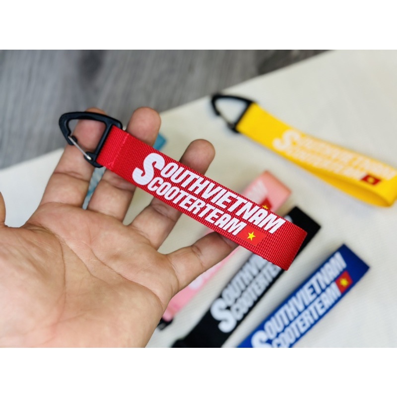 Móc khoá day SOUTH ViETNAM có nhiều màu sắc khác nhau
