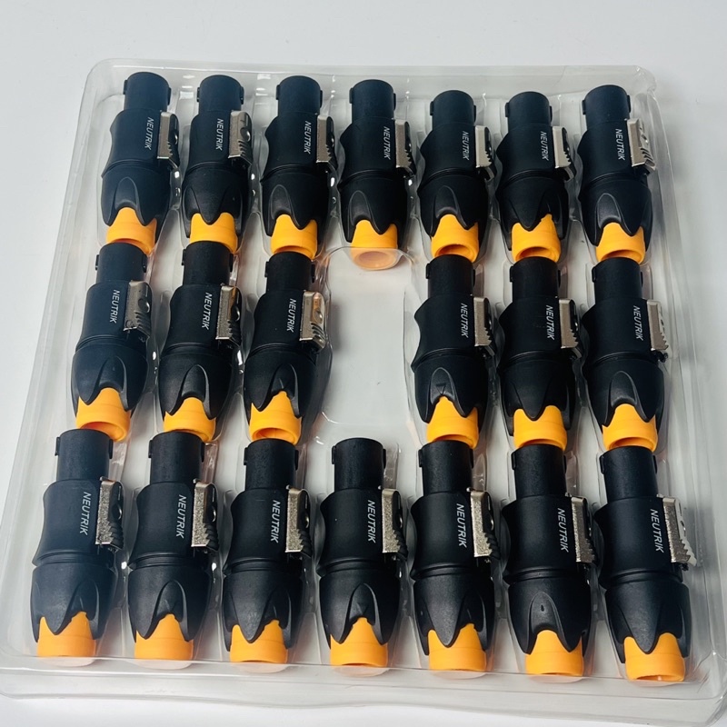 Jack loa Speakon loại tốt