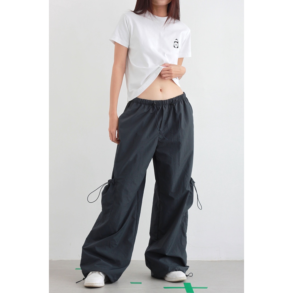 OLALASTUDIO Quần dù lưng thun cạp trễ basic Cargo Pants
