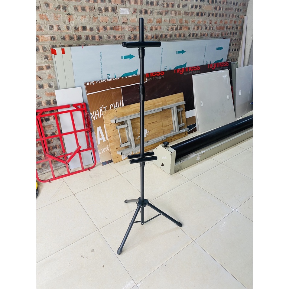 Giá standee treo tấm poster, treo tranh hai mặt bằng sắt, kệ để tranh chữ thập, giá chữ thập