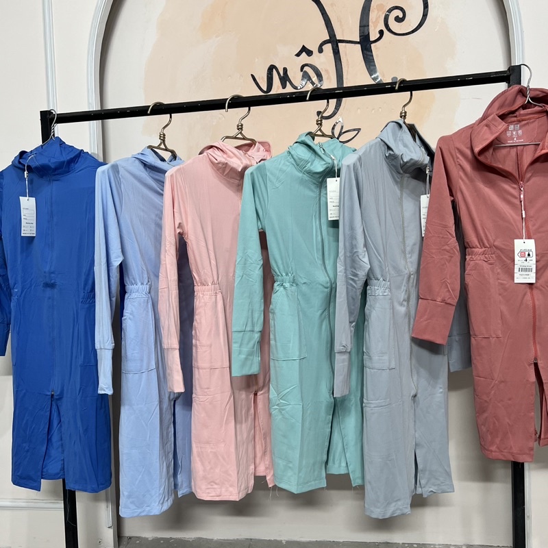 Áo chống nắng dài cho bé gái từ 20 đến 35 kg.