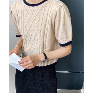 Áo len cộc tay vặn thừng