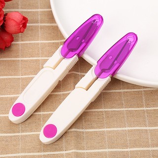 Kéo cắt chỉ mini cao cấp, siêu sắc, tiện lợi, oan toàn gia đình có nắp bảo vệ oan toàn