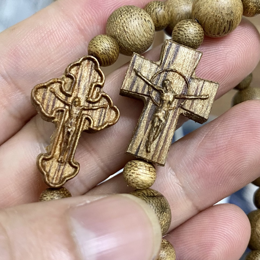 Chuỗi Mân Côi 10 hạt Trầm Hương 10mm, Tràng hạt Công Giáo đeo tay , trầm kiến tự nhiên Quảng nam.