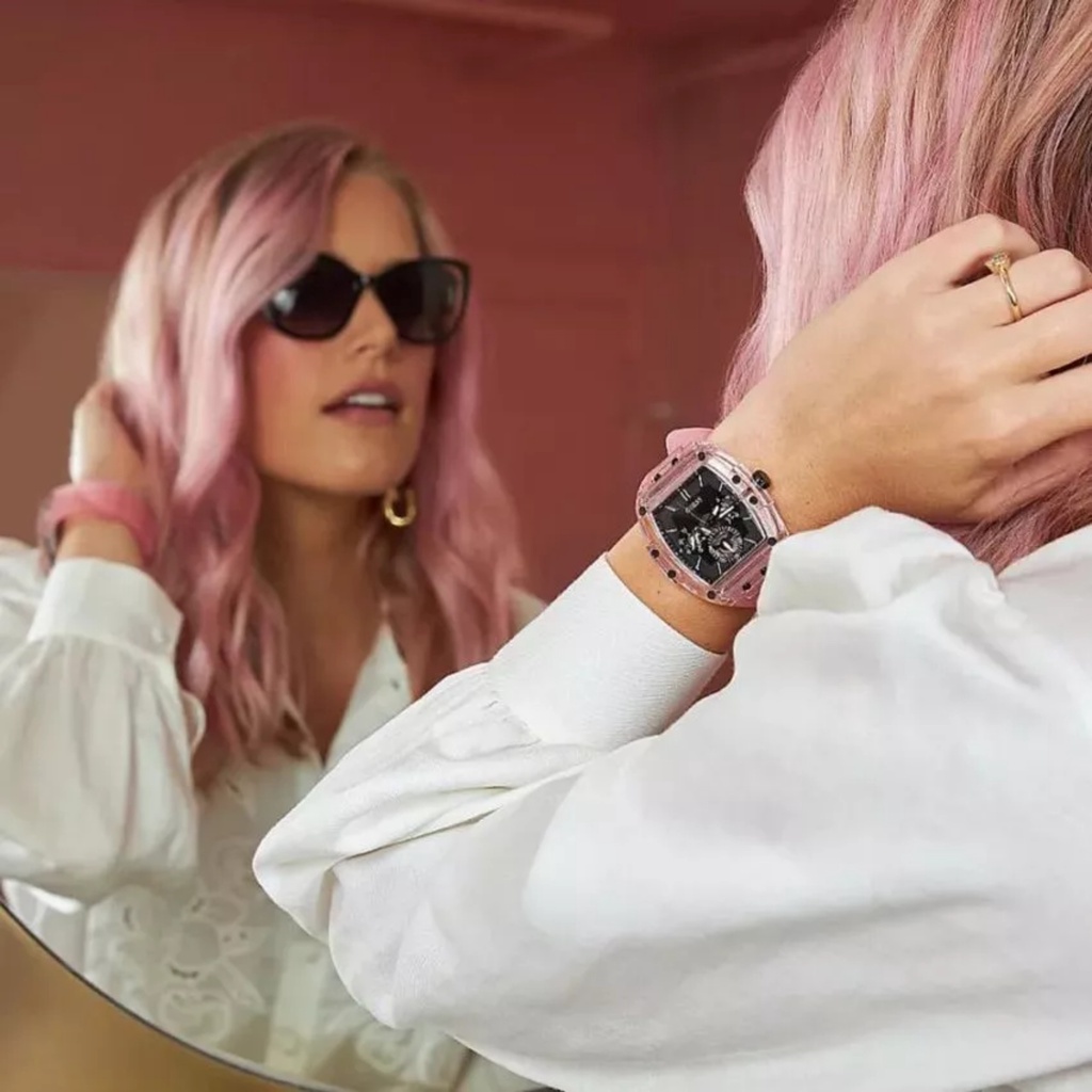 Đồng Hồ Nam,Nữ Guess .Size: 43mm.Full Box Hãng.Giá Xây Dựng Kênh.Trẻ Trung,Cá Tính