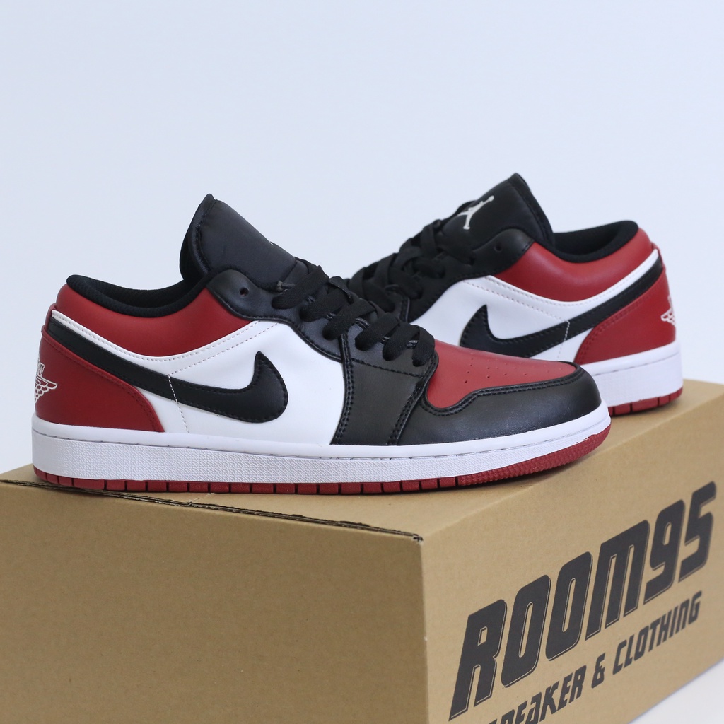 Giày thể thao sneaker  Air Jordan 1 Low ‘Bred Toe’