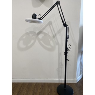 Đèn led trục khủy dùng trong Spa, nối mi, phun xăm , livestream