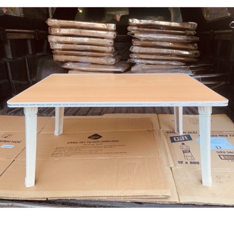 Bàn học gấp gọn ngồi bệt, bàn chân nhựa cứng 40x60cm mặt gỗ MDF loại đẹp