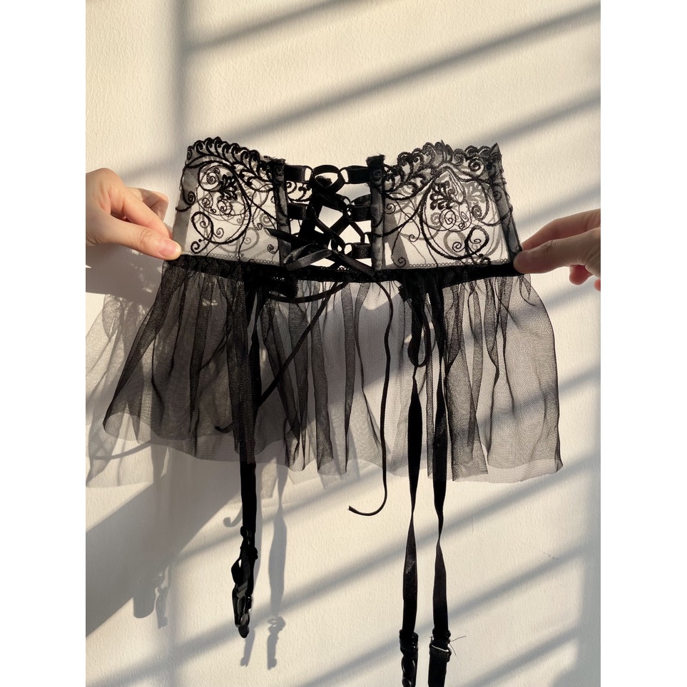 Gemma | Bộ Đồ Lót Ren Nữ Màu Đen Áo Ngực Ren Có Gọng Không Mút Xuyên Thấu Hàng Thiết Kế La Perbra