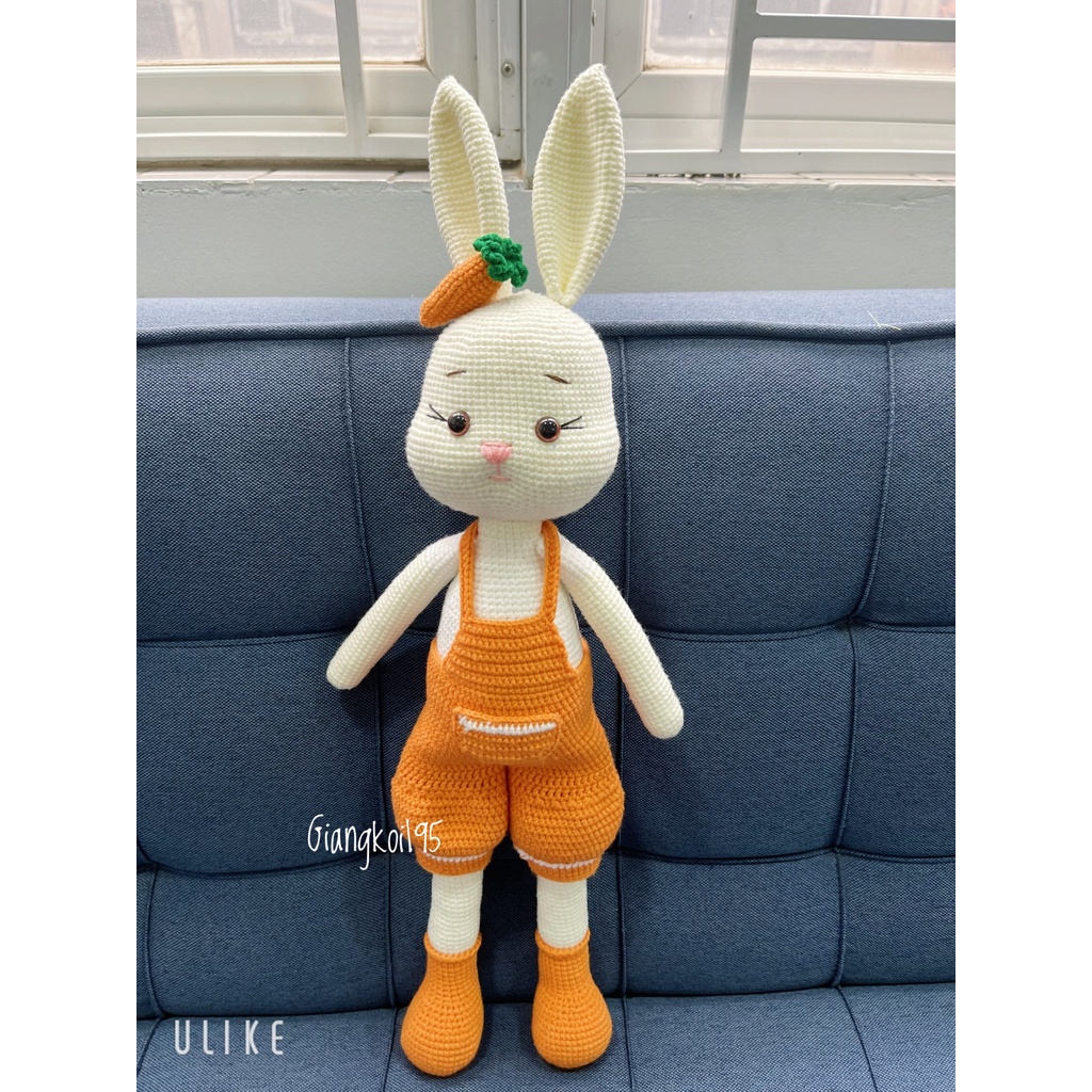 Thỏ len mặc yếm nhồi bông Handmade - cao 67cm