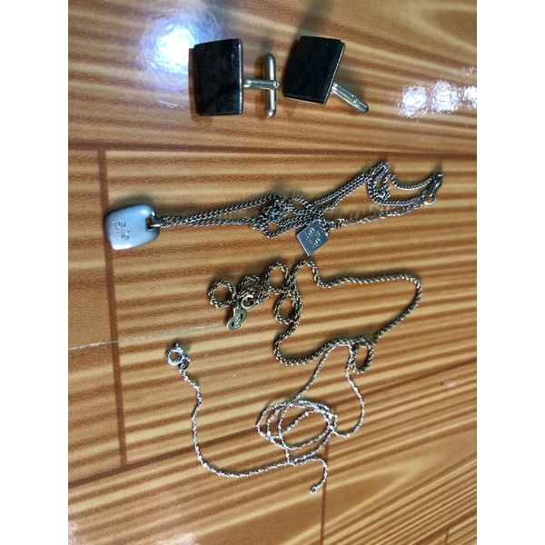 Bộ: Cài khuy tay lẻ, dây chuyền lỗi